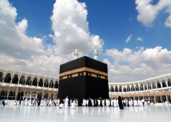 50 Low Income Workers Selected for Fully Sponsored Umrah Trip