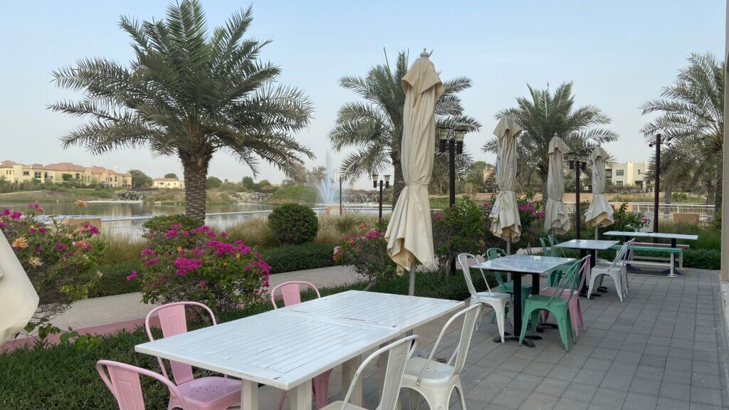 Circle Cafe Jumeirah Islands